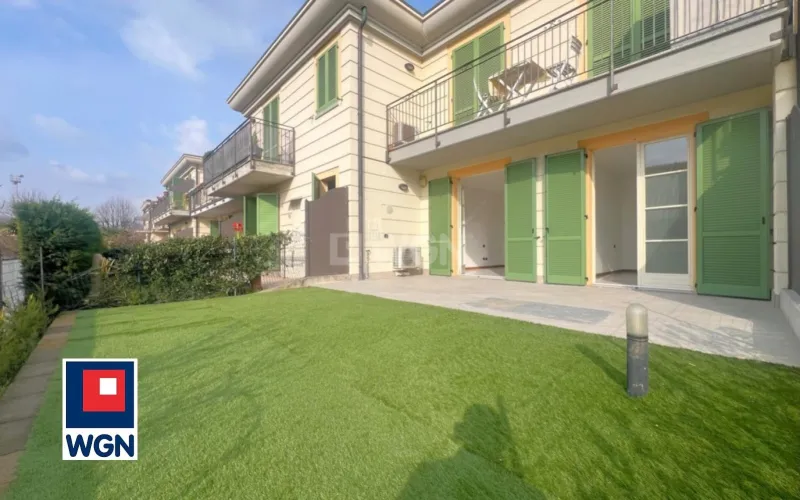 Mieszkanie na  sprzedaż SARNICO - Apartament nad jeziorem Iseo Włochy