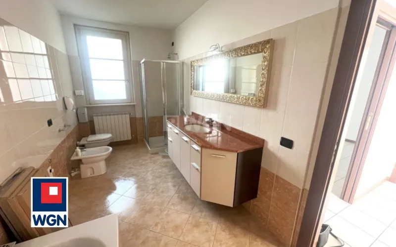 Mieszkanie na  sprzedaż SARNICO - Apartament nad jeziorem Iseo Włochy
